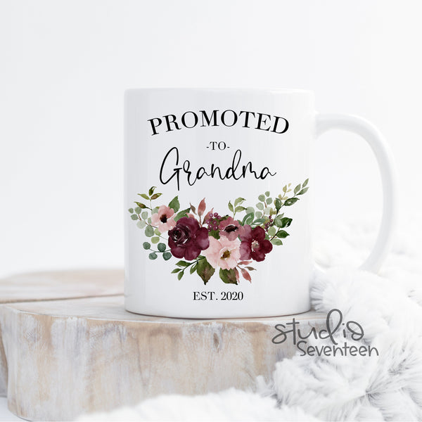 Grandma Coffee Mug, Pregnancy Announcement for Grandma, New Grandma Gift, Baby Announcement to Future Grandma, Pregnancy Reveal